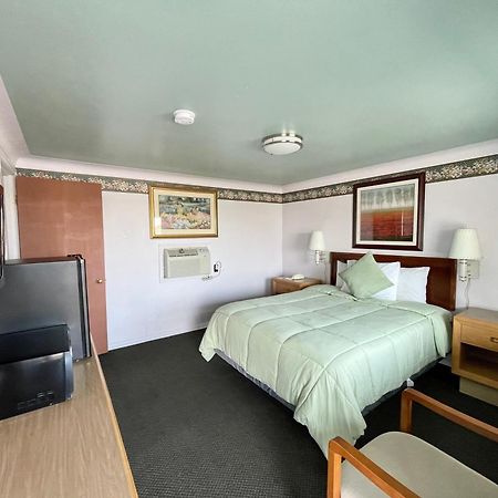 Best Motel Боулинг Грийн Екстериор снимка