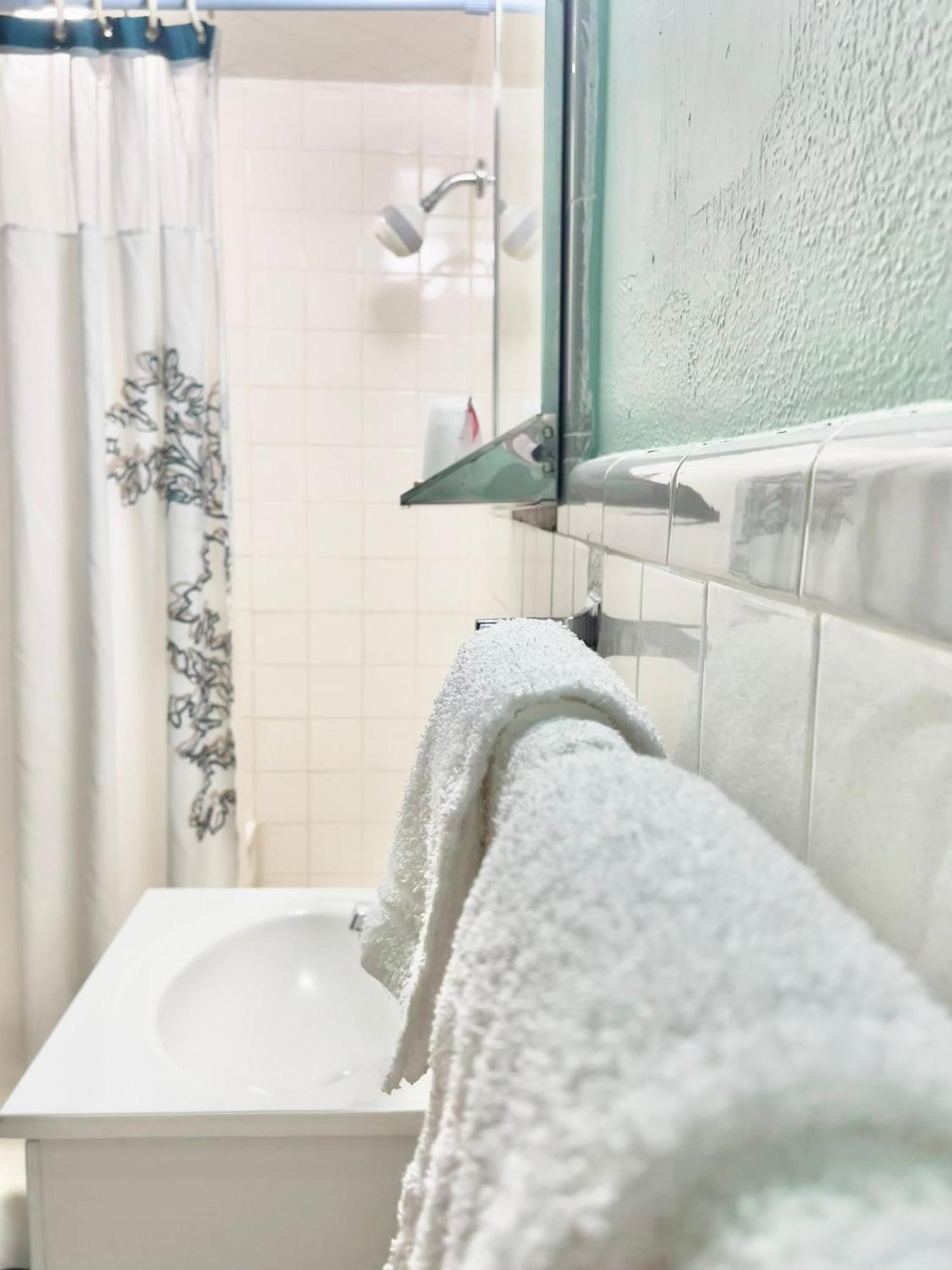 Best Motel Боулинг Грийн Екстериор снимка